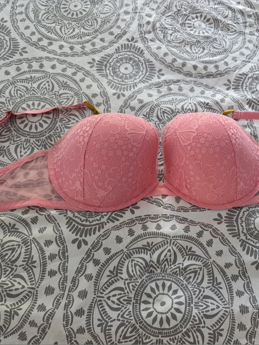 Victoria's Secret Pink Lace Push-Up Bra